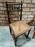 2 antieke houten stoelen (3)